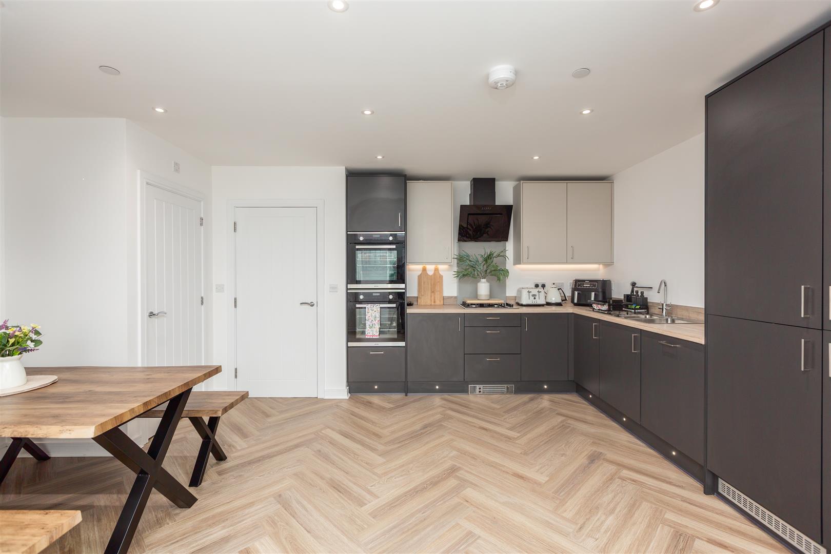 Waun Fawr, Swansea, SA6 6FH
